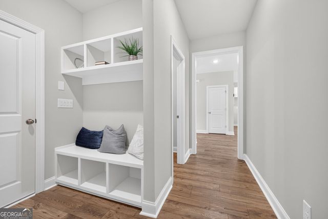 922 Homepark Circle, Buford, GA 30518