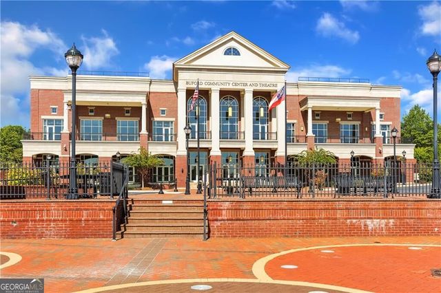 922 Homepark Circle, Buford, GA 30518