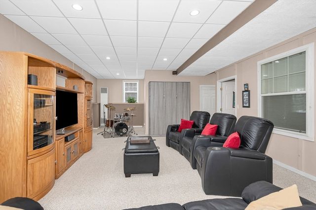 5 Patriot Way, Lowell, MA 01854