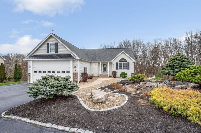 5 Patriot Way, Lowell, MA 01854