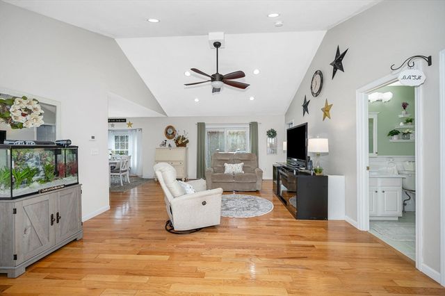 5 Patriot Way, Lowell, MA 01854