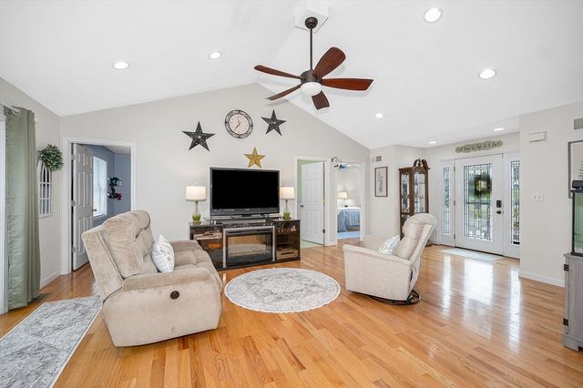 5 Patriot Way, Lowell, MA 01854