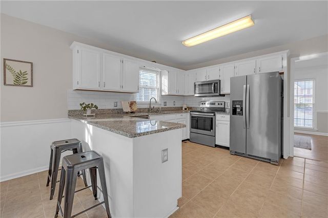 3387 Chatsworth Way, Powder Springs, GA 30127