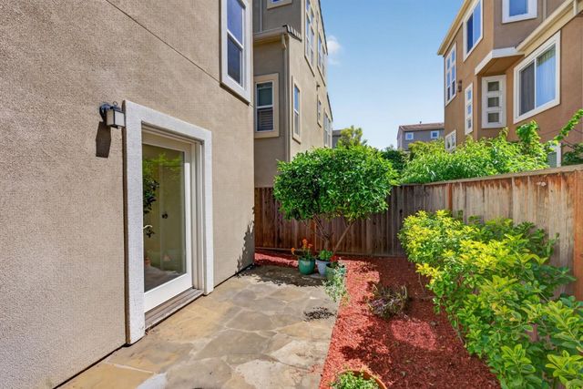 3574 Stout Place, Santa Clara, CA 95051