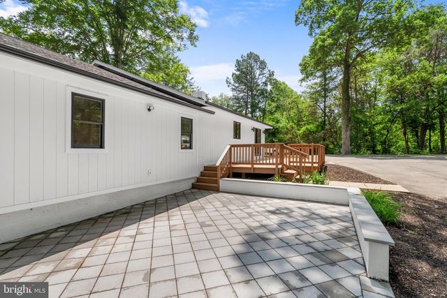 12365 HENDERSON RD, Clifton, VA 20124