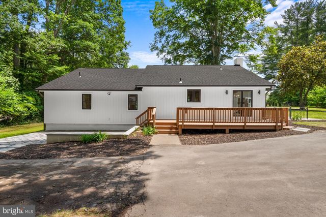 12365 HENDERSON RD, Clifton, VA 20124