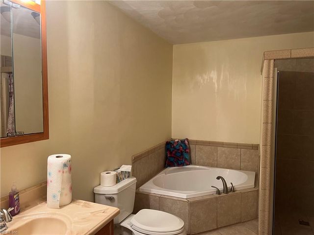219 Cobb ST, Franklin, VA 23851