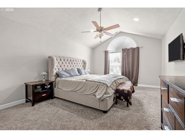 715 SHADOWWOOD Loop, Keizer, OR 97303