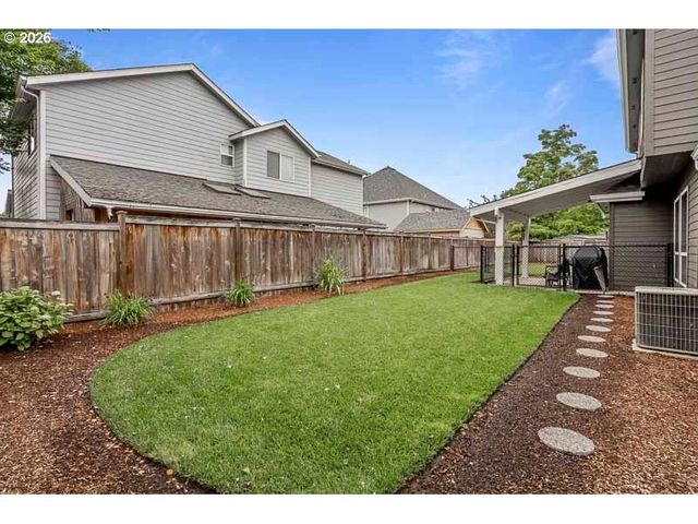 715 SHADOWWOOD Loop, Keizer, OR 97303
