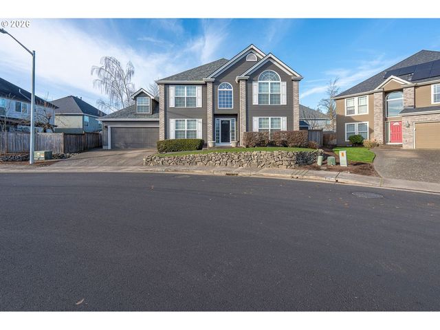 715 SHADOWWOOD Loop, Keizer, OR 97303