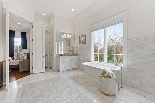 2803 Hemingway Dr, Nashville, TN 37215