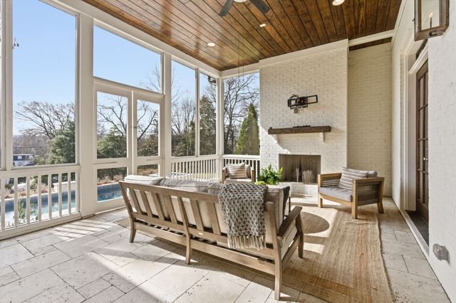 2803 Hemingway Dr, Nashville, TN 37215