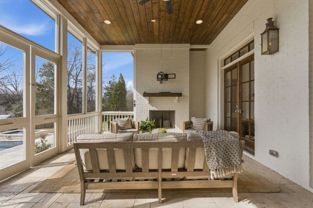 2803 Hemingway Dr, Nashville, TN 37215