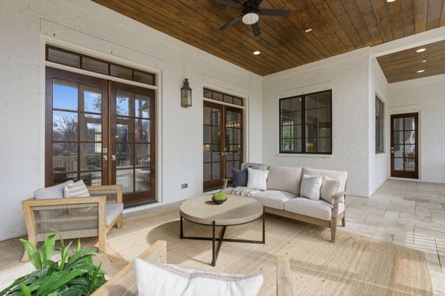 2803 Hemingway Dr, Nashville, TN 37215