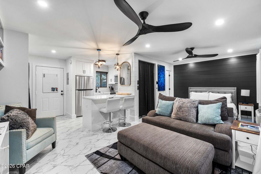 Image 8 of property listing at 101 Cain Road O, Panama City Beach, FL 32413