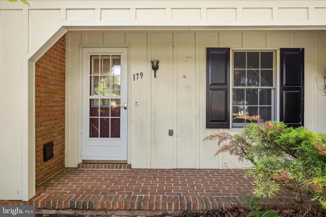 179 WOODRIDGE LN, Winchester, VA 22603