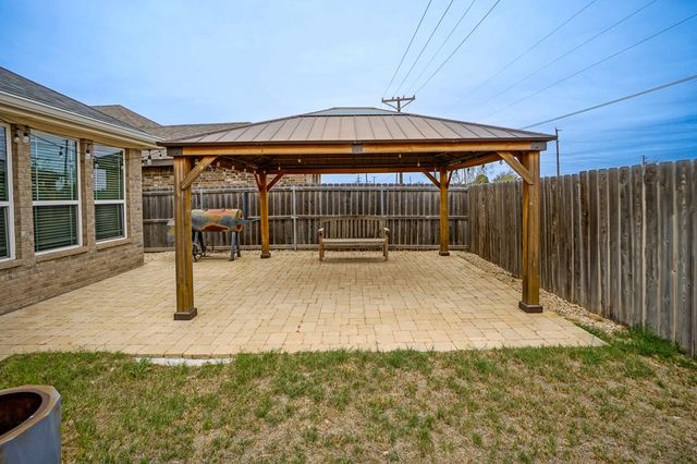 1417 Overshine Lane, Midland, TX 79705