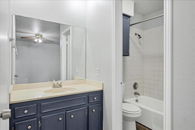 381 FANTAIL LOOP A, Lakeway, TX 78734