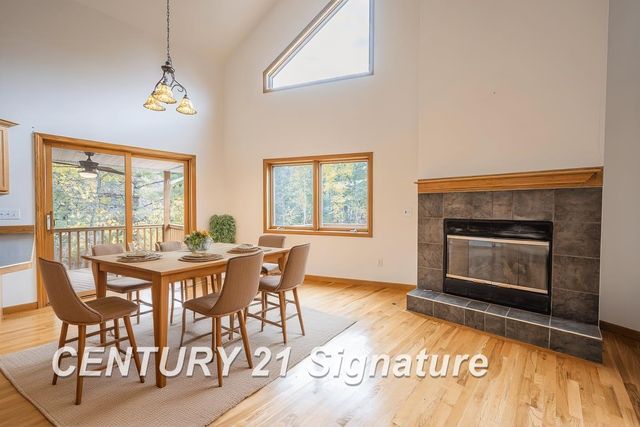 1724 Middle Point Drive, Alger, MI 48610