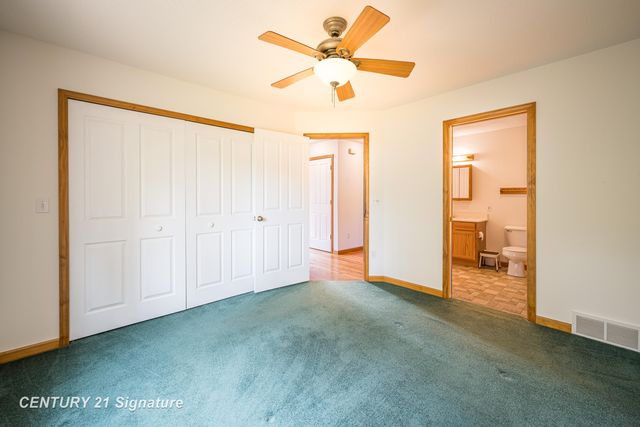 1724 Middle Point Drive, Alger, MI 48610