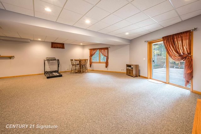 1724 Middle Point Drive, Alger, MI 48610