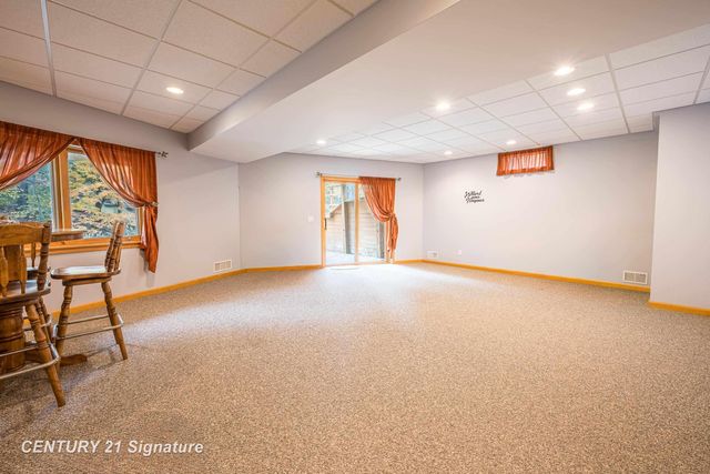 1724 Middle Point Drive, Alger, MI 48610