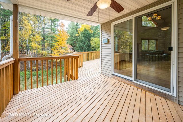 1724 Middle Point Drive, Alger, MI 48610