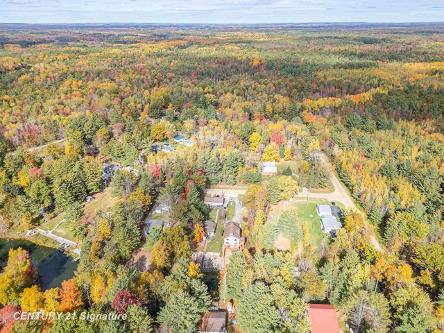 1724 Middle Point Drive, Alger, MI 48610