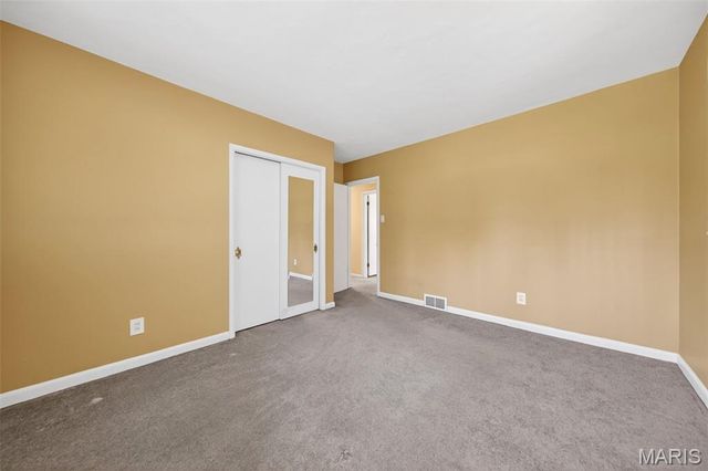 8827 Rock Forest Drive, Grantwood Village, MO 63123