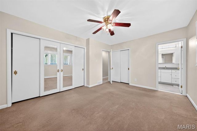 8827 Rock Forest Drive, Grantwood Village, MO 63123