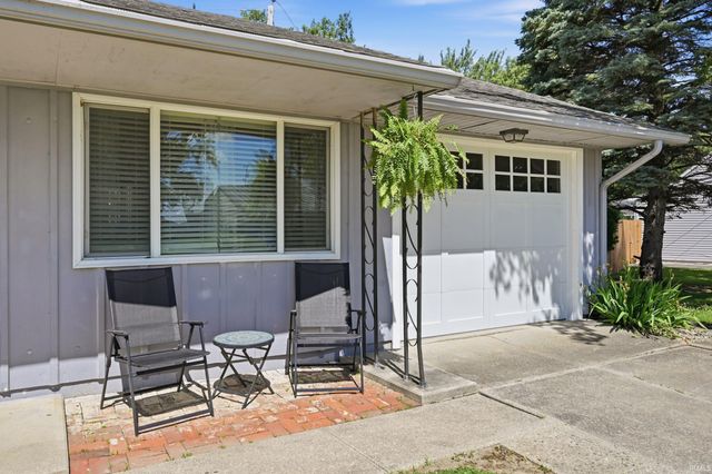 2805 N Belmont Drive, Muncie, IN 47304