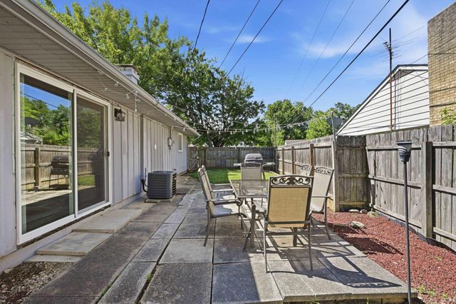 2805 N Belmont Drive, Muncie, IN 47304