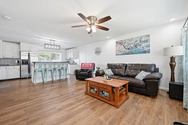 2805 N Belmont Drive, Muncie, IN 47304