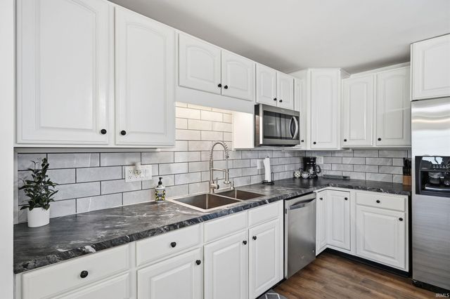 2805 N Belmont Drive, Muncie, IN 47304