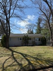 50 Indian Run Trail, Smithfield, RI 02917
