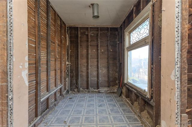 27 Kamper Avenue, Buffalo, NY 14210