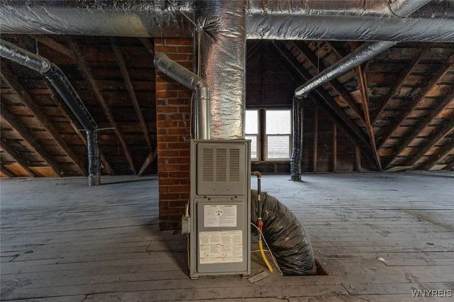 27 Kamper Avenue, Buffalo, NY 14210