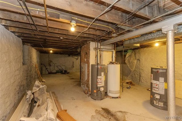 27 Kamper Avenue, Buffalo, NY 14210