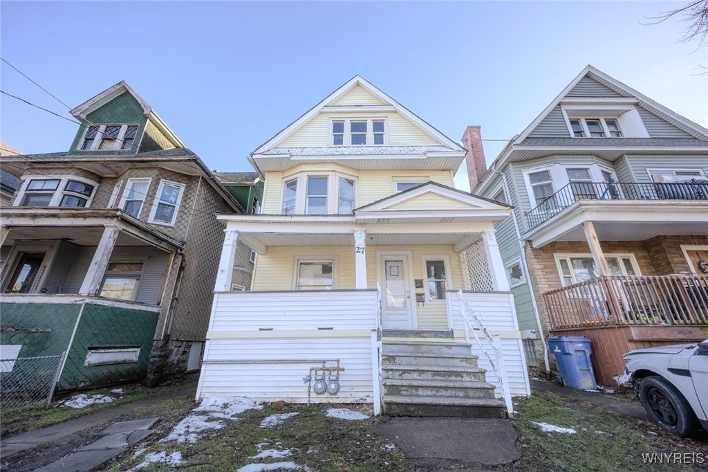 27 Kamper Avenue, Buffalo, NY 14210
