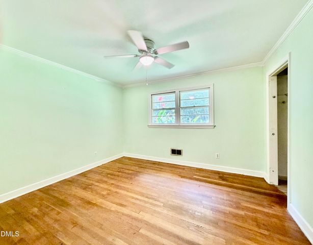 12 S Circle Drive, Chapel Hill, NC 27516