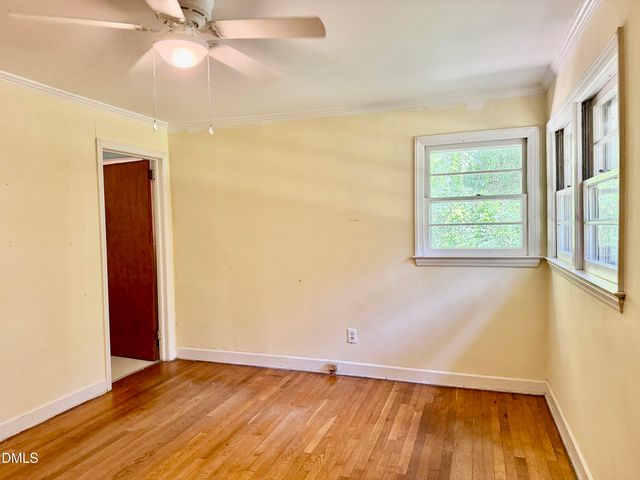 12 S Circle Drive, Chapel Hill, NC 27516