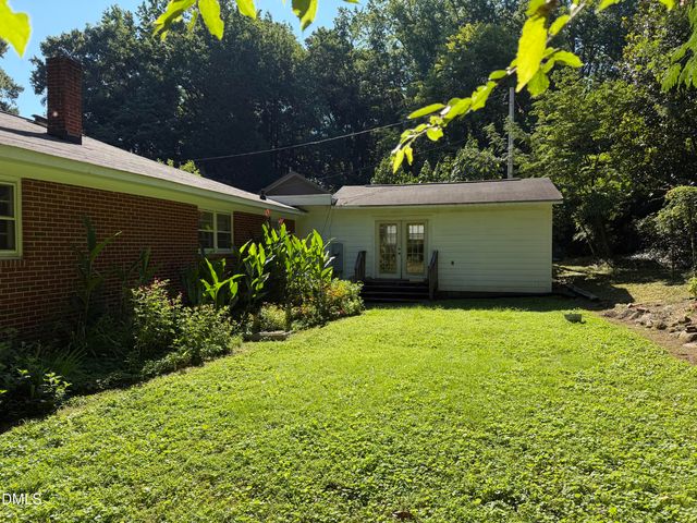 12 S Circle Drive, Chapel Hill, NC 27516