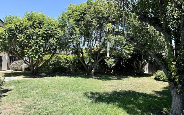 631 W Alisal Street, Salinas, CA 93901