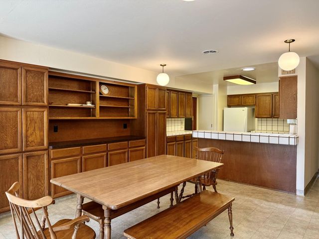 631 W Alisal Street, Salinas, CA 93901