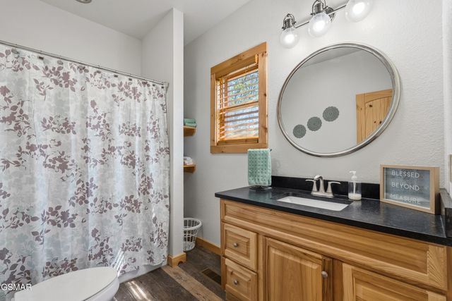 1016 Walini Way, Sevierville, TN 37876