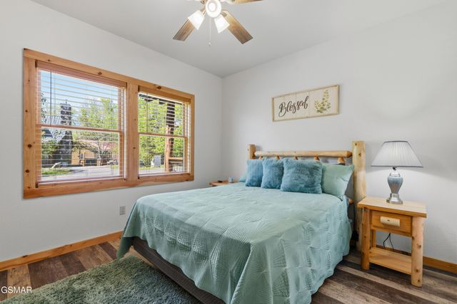 1016 Walini Way, Sevierville, TN 37876