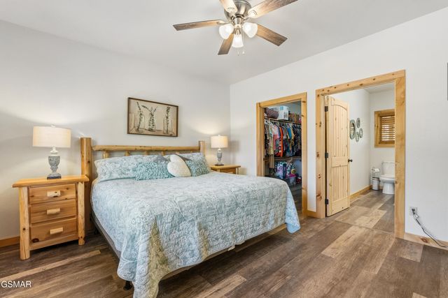 1016 Walini Way, Sevierville, TN 37876