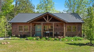 1016 Walini Way, Sevierville, TN 37876
