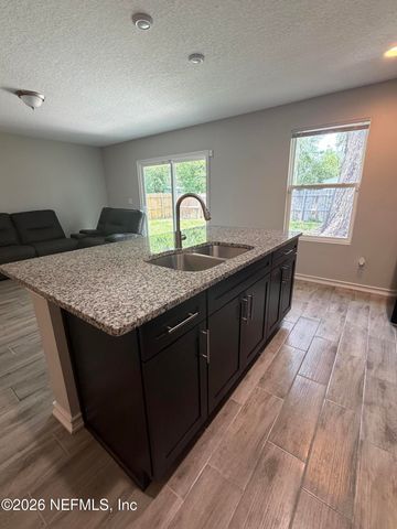 11126 PINE Street, Jacksonville, FL 32218