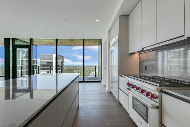 610 Davis ST 4903, Austin, TX 78701